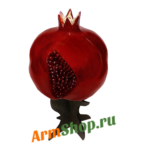 Деревянный Гранат на подставке / средний