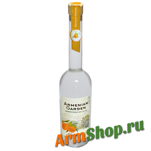Спиртной напиток "Армениан Гарден" Абрикосовая 0,5 л 45% "Ереван Алко"