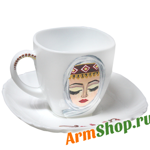 Фарфоровая чайная чашка с блюдцем "Армянская красавица"
