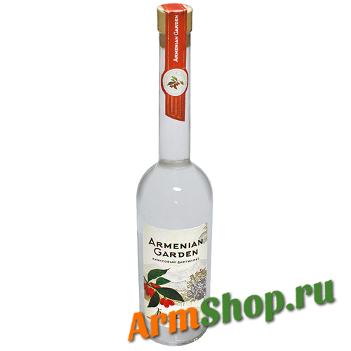 Спиртной напиток "Армениан Гарден" Кизиловая 0,5 л 45% "Ереван Алко"
