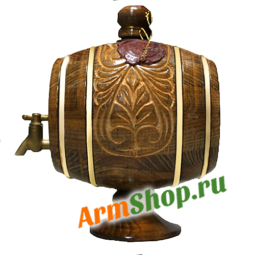 Коньяк Армянский в дубовой бочке 0,5л 40% 10 лет выдержки п/у "Гиневан"